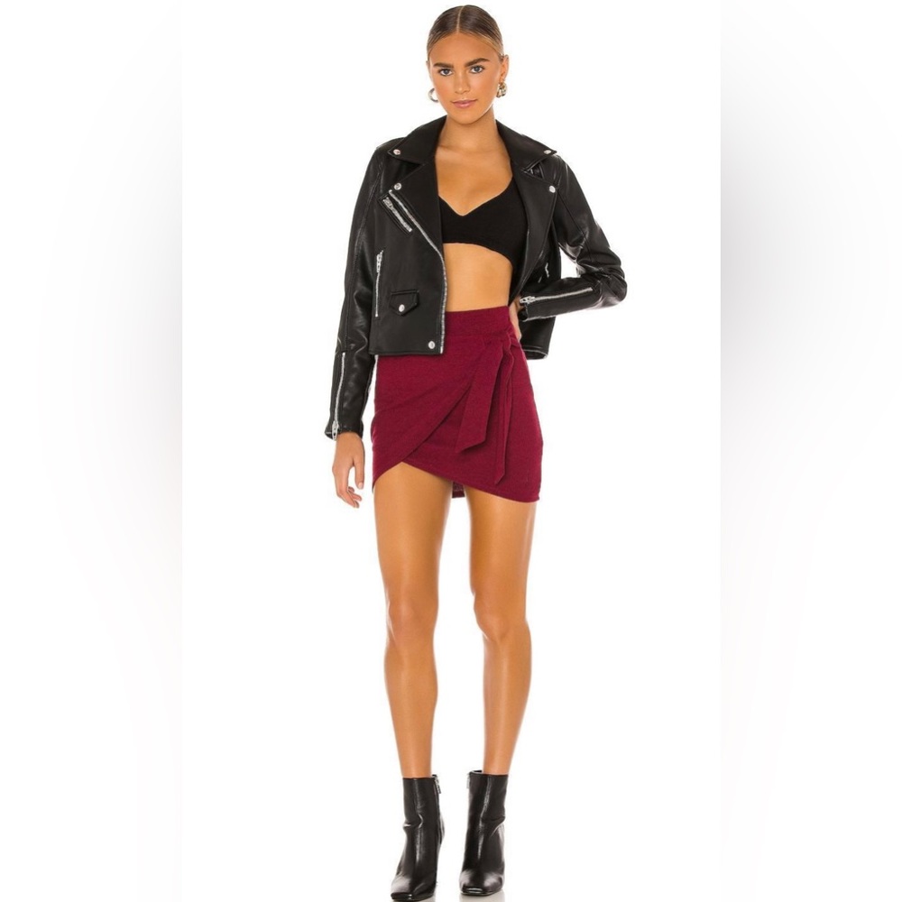 Kloss Mini Skirt in Maroon
Lovers and Friends